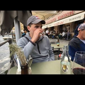 Meet your Posher, Ross